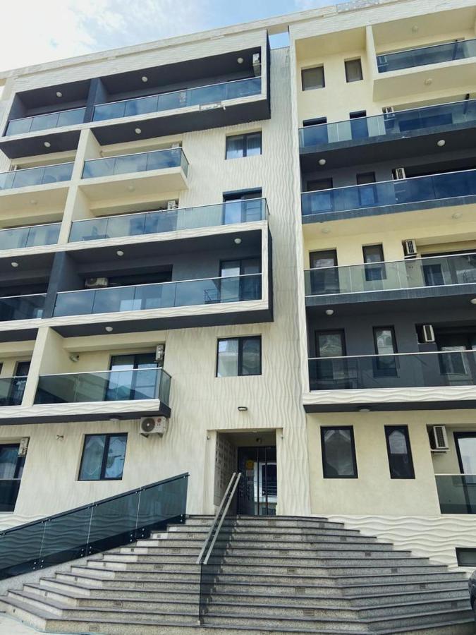 Peacock Apartament- Stefan Building Navodari Exterior photo